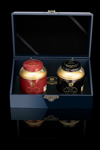 ASEAN Sugi Tea: TRÀ SHAN TUYẾT CỔ THỤ - HÔP SƠN MÀI SET HỒNG - BẠCH